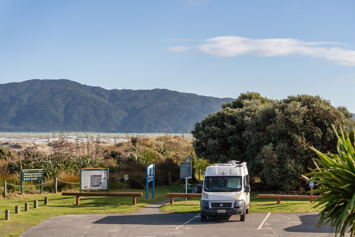 Self contained camper at Waikanae Beach